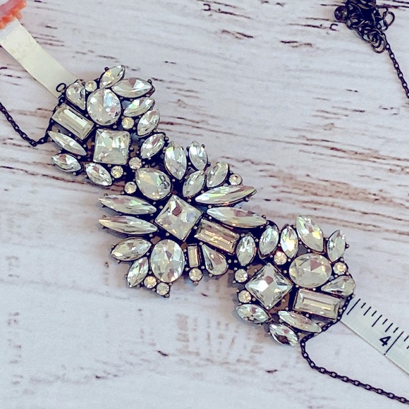 Vintage Style Crystal Necklace 18” with 2 1/2” Extender - Picture 3 of 9